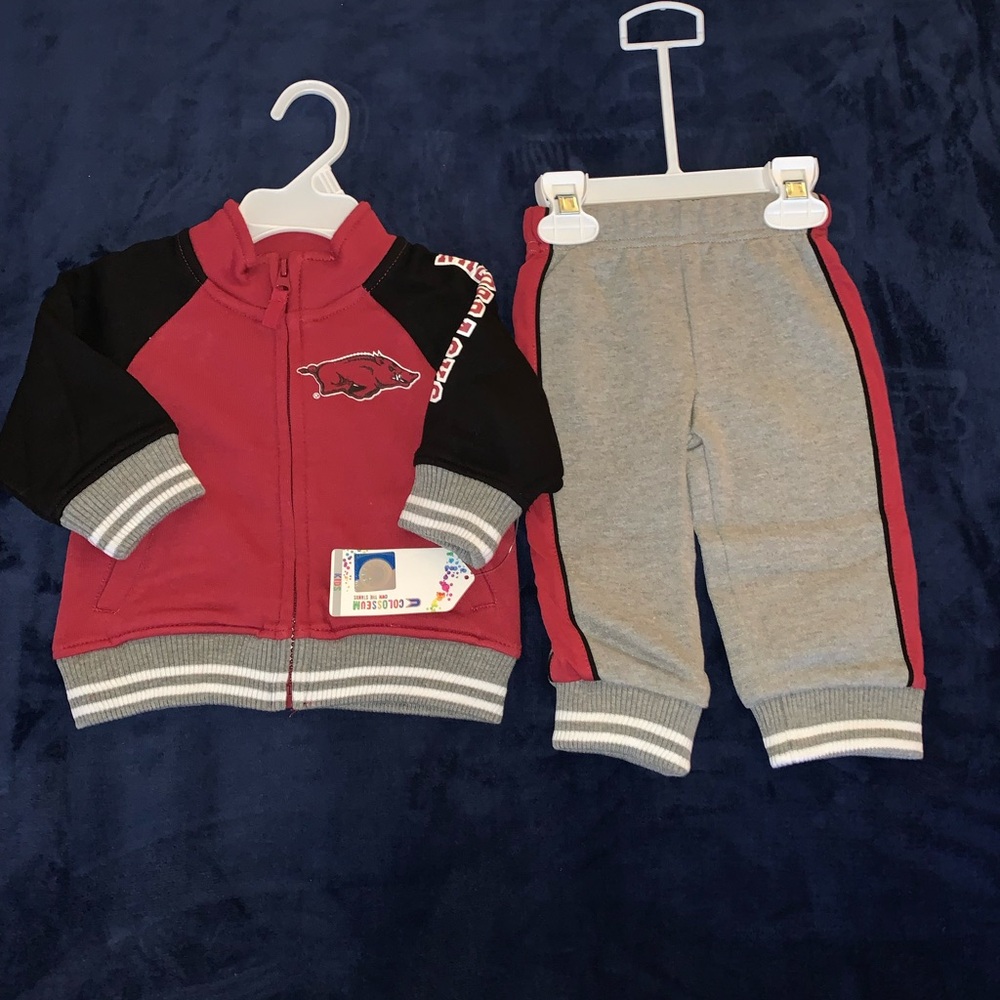 Kids College Matching Set